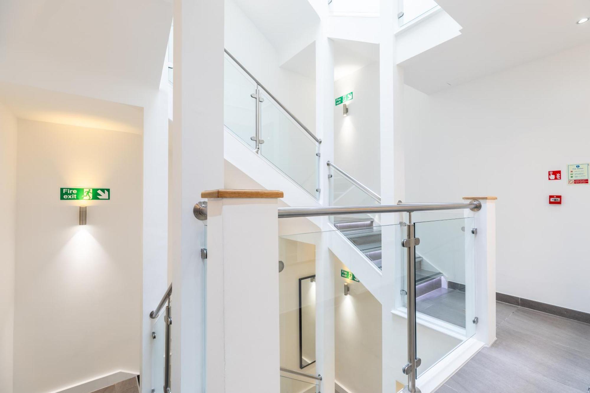 Clarges- Hsk Suites London Exterior photo