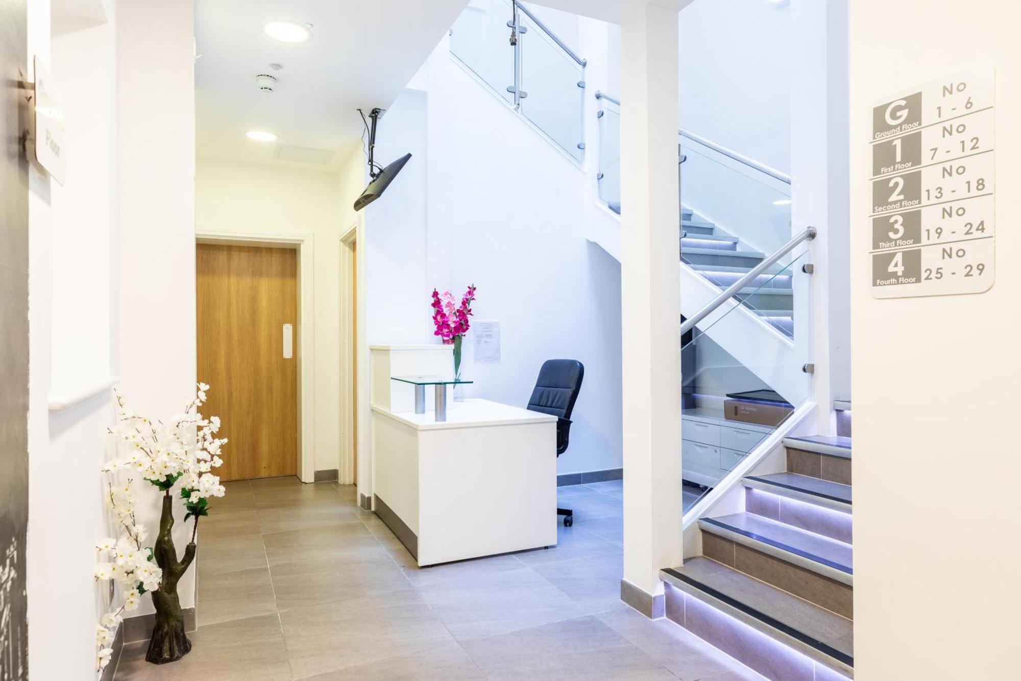 Clarges- Hsk Suites London Exterior photo